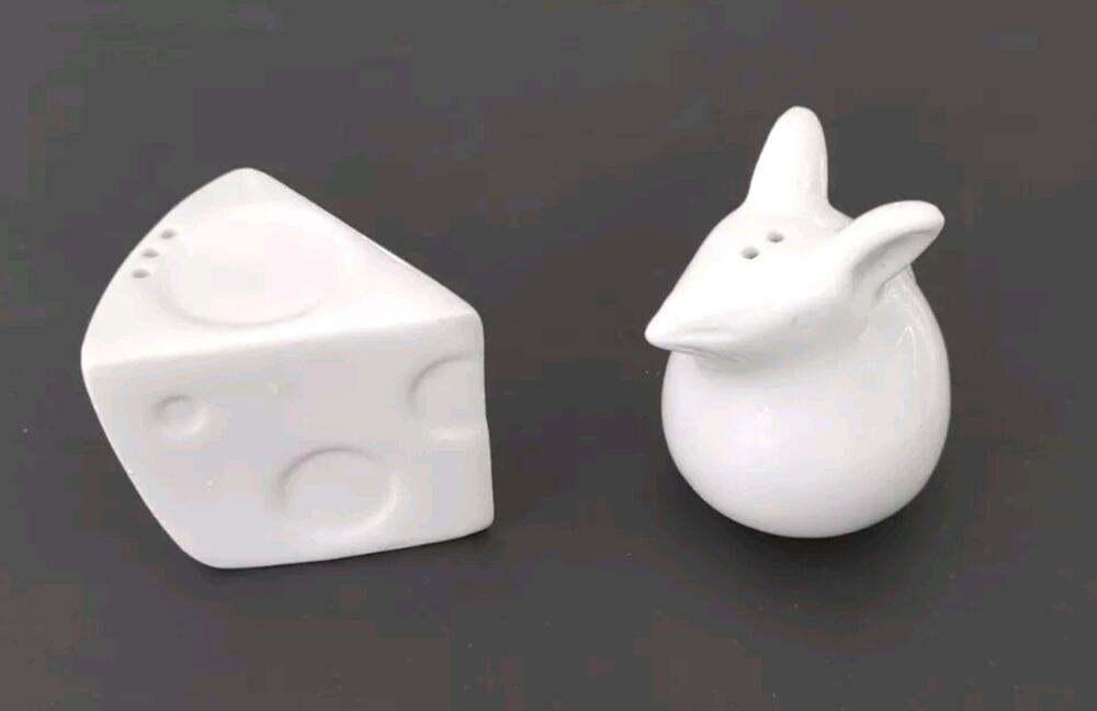 Vintage Verdici Design Mouse and Cheese Salt and Pepper Shakers